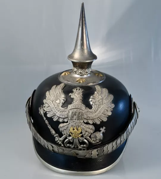 Prussian Regimental "Zahlmeister" or Paymaster Pickelhaube Visuel 1 principal